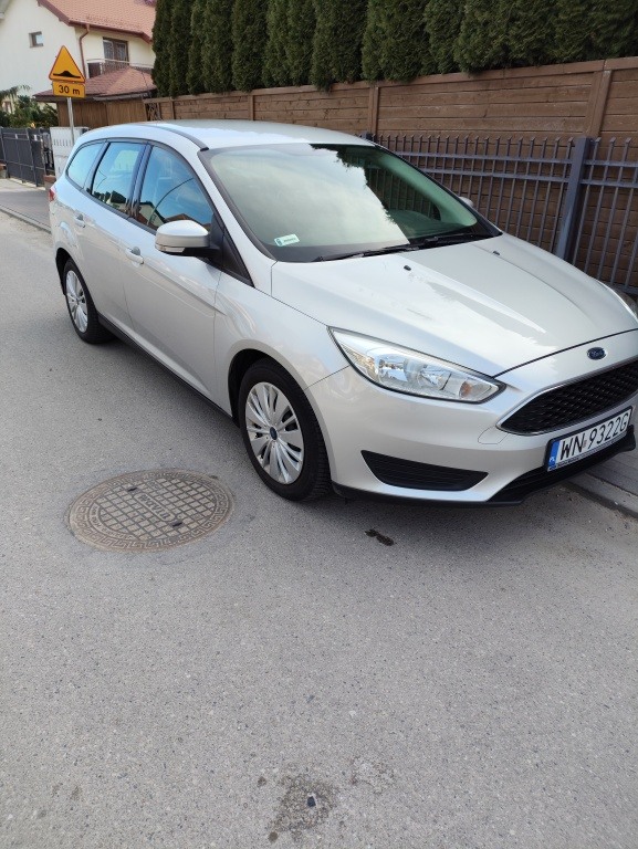 Ford Focus 1.6 diesel polski salon 145000km