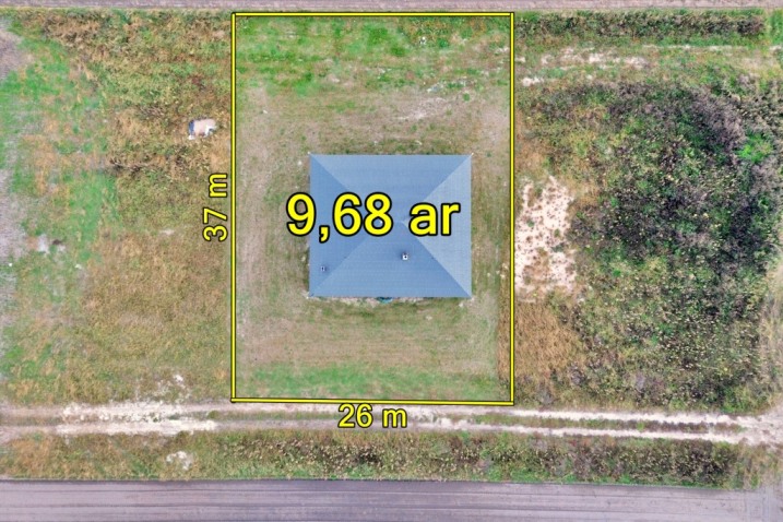 Kompaktowy dom parterowy w Przytułach Starych