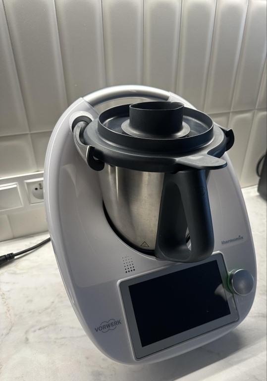 Sprzedam Thermomix TM6