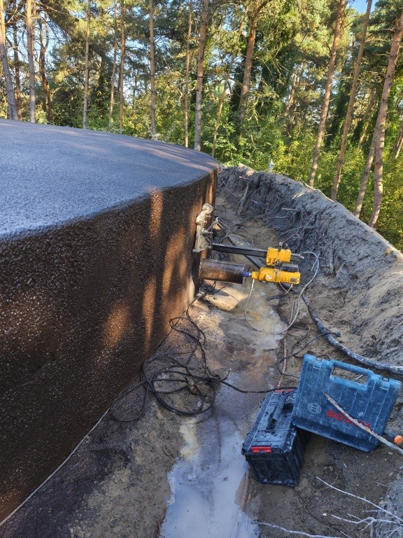 Wiercenie otworów, cięcie, przewierty, kucie, poszerzanie w betonie, betonie zbrojonym, żelbecie