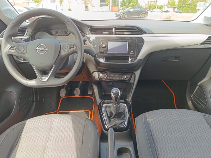 Opel Corsa 2022r. 1.2 benzyna stan salonowy