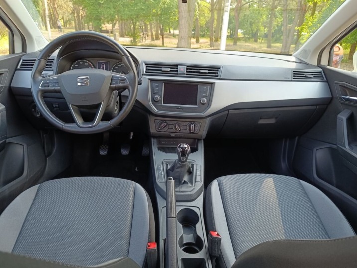 Seat ibiza 2021r. benzyna stan idealny