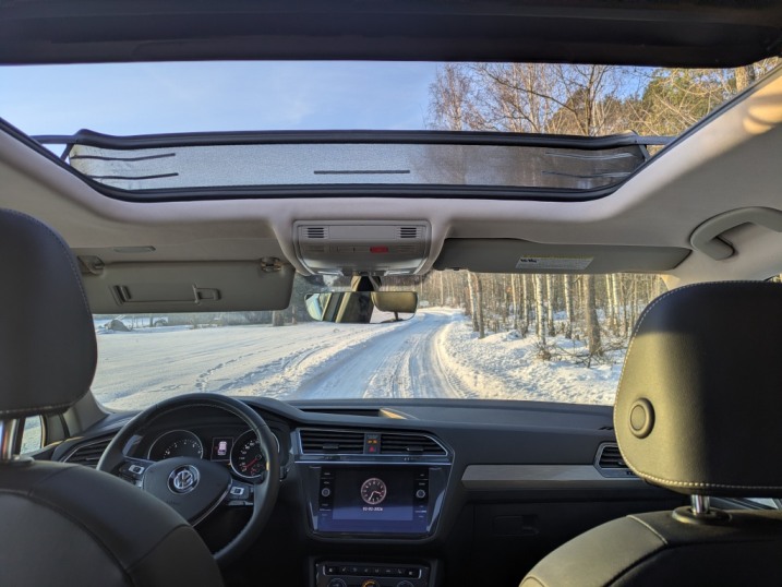 VW Tiguan Alspace 2021 r. 2.0 TSI; 25 tys. Km, Jak Nowy, Panorama, 7 Miejsc