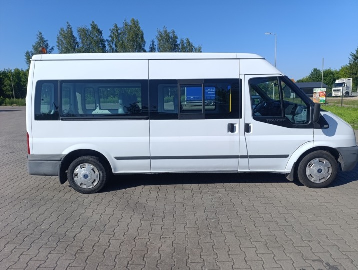WYNAJM BUSA 9 OSOBOWEGO
