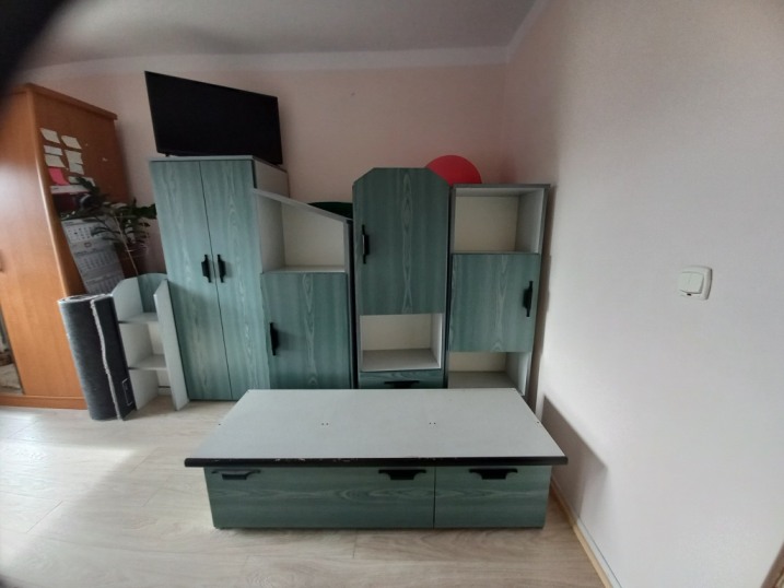 Sprzedam zestaw mebli