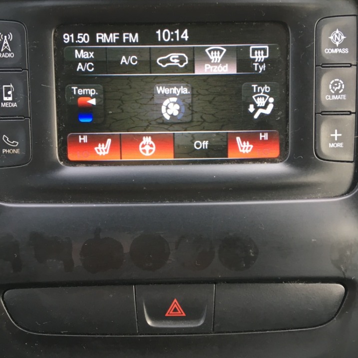 Jeep Cherokee 2,4 automat, 4x4, B +LPG z 2018 r.