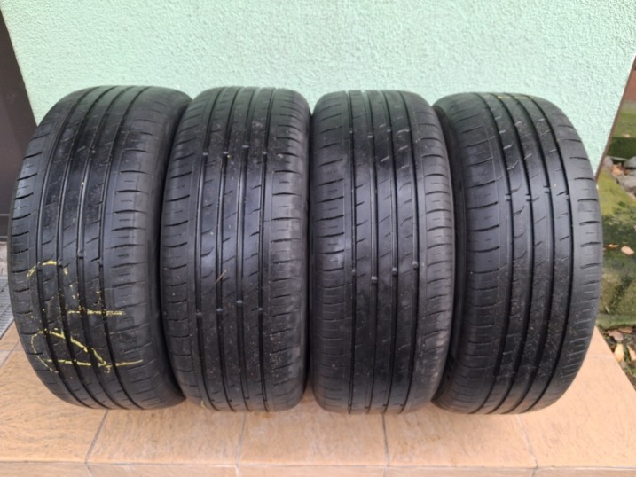 Sprzedam opony letnie 215 55r17