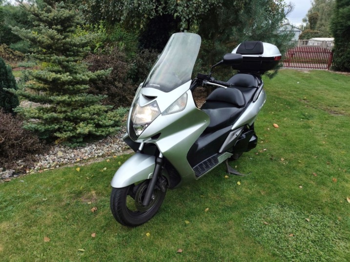 Honda Silver Wing 400 z 2006 roku