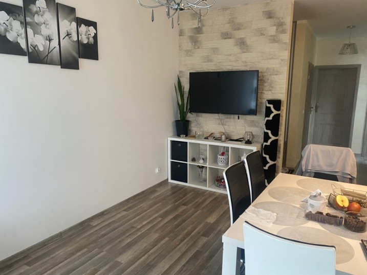 Wynajmę mieszkanie 60 mkw parter villa piano