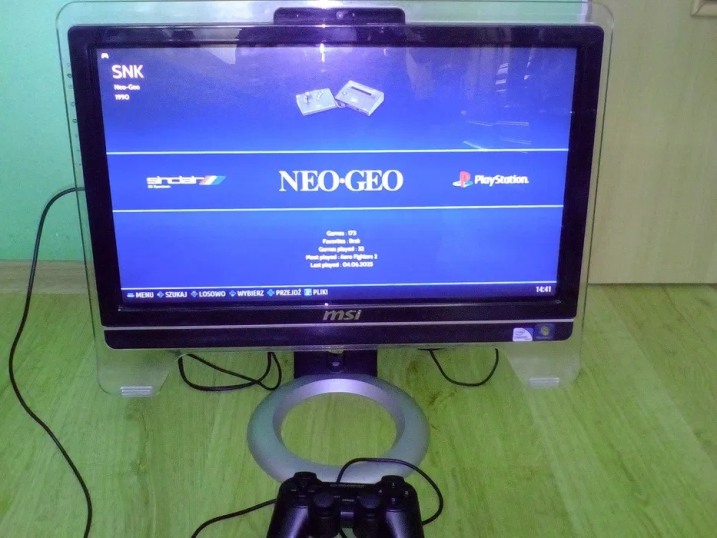 Arcade Konsola Retro 22 cale z grami ok.10 tys.gier+pad+kable za 400zł