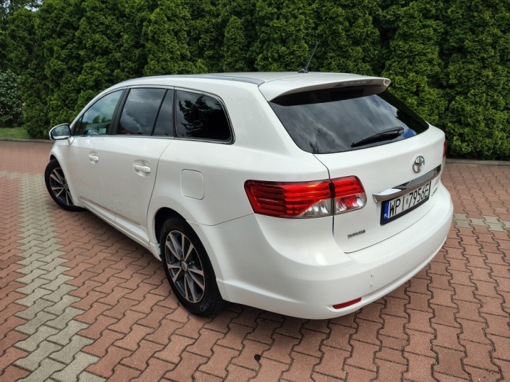 Toyota Avensis T27 Lift *2.0 D-4D* FULL OPCJA * 19.600zł