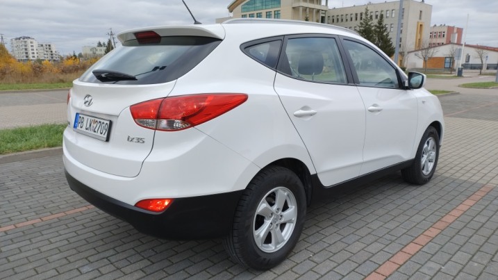 Hyundai IX35 klima /czujniki parkowania