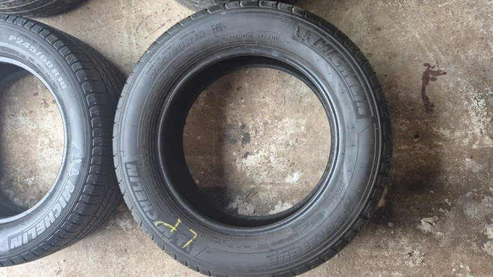 Opony michelin latitude