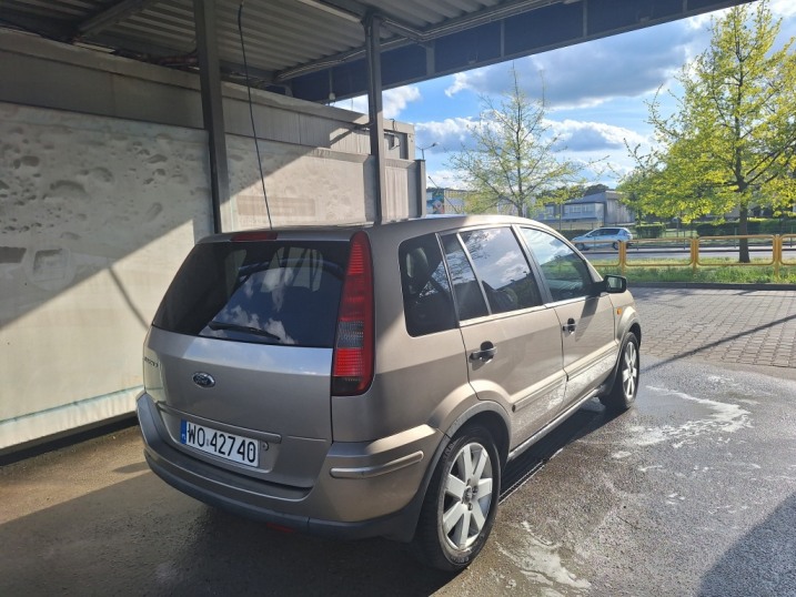 Ford Fusion 1.6
