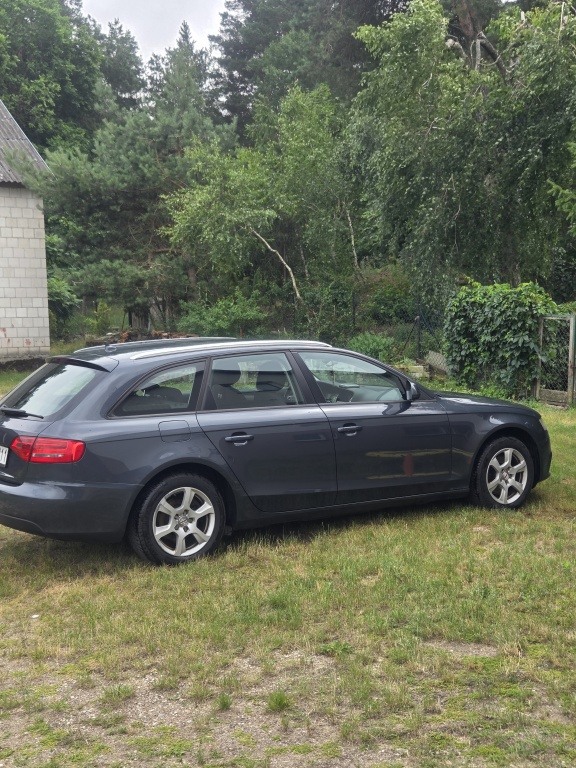Sprzedam Audi A4 b8