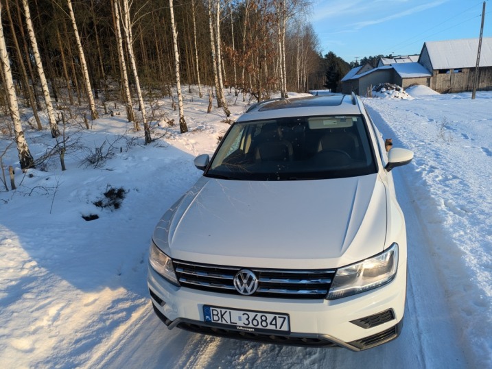 VW Tiguan Alspace 2021 r. 2.0 TSI; 25 tys. Km, Jak Nowy, Panorama, 7 Miejsc