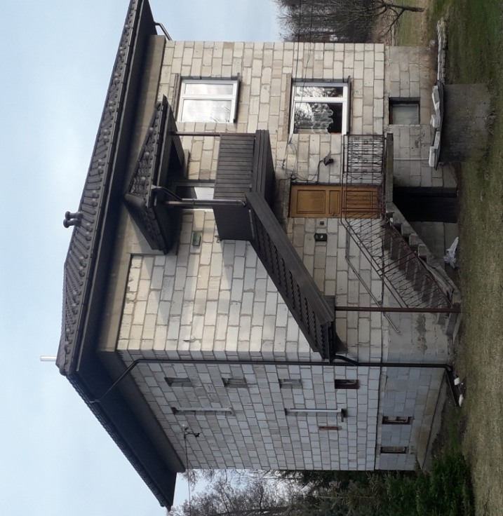 Wynajmę Miastkowo Dom piętrowy 155m2 Budynek Gospodarczy 120m2 1999PLN t1t4@o2.pl 601839659