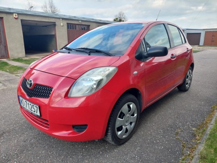 Toyota Yaris 1.0 2008r