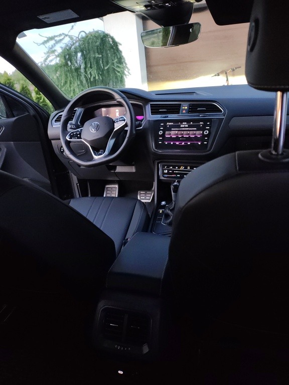 VW Tiguan R line