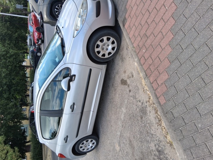 Sprzedam Peugeot 207
