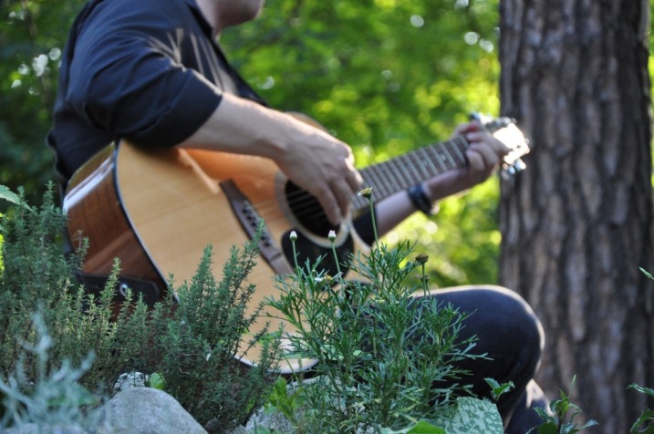 Marzysz o grze na gitarze, ale brakuje Ci talentu?