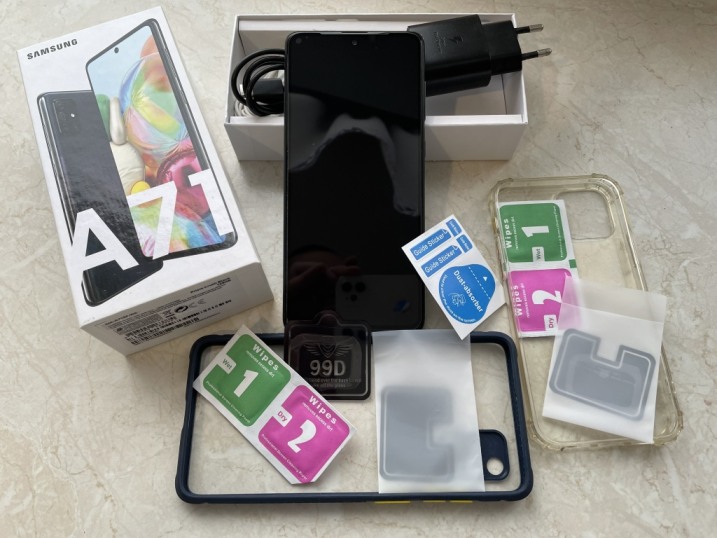 SAMSUNG GALAXY A71 128GB DUAL SIM CZARNY