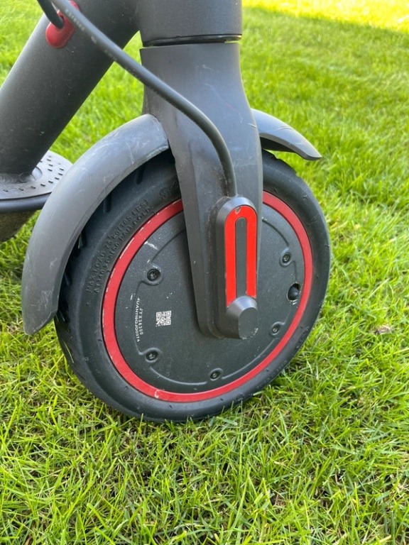 Sprzedam Hulajnoga Xiaomi wraz z ładowarką