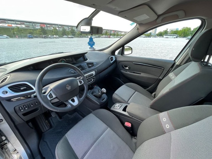 Renault Scenic 1.6dCi Energy TomTom Edition