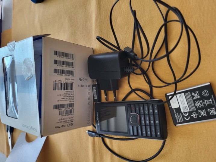 Sprzedam telefon Sony Ericsson K550i