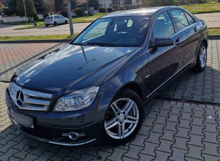 Mercedes-Benz C 200 CGI 1.8 2010r