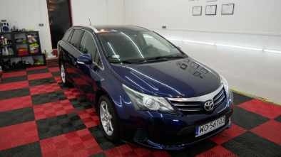 Sprzedam Toyota Avensis 2012