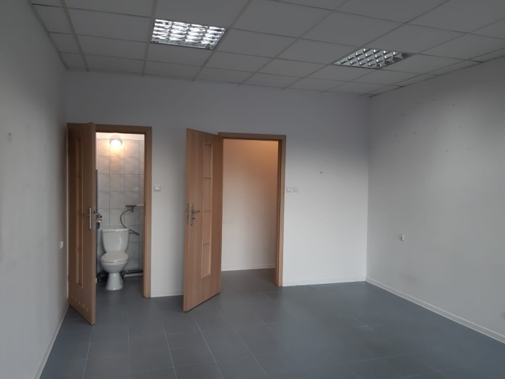 Wynajmę lokal przy Hallera 13a