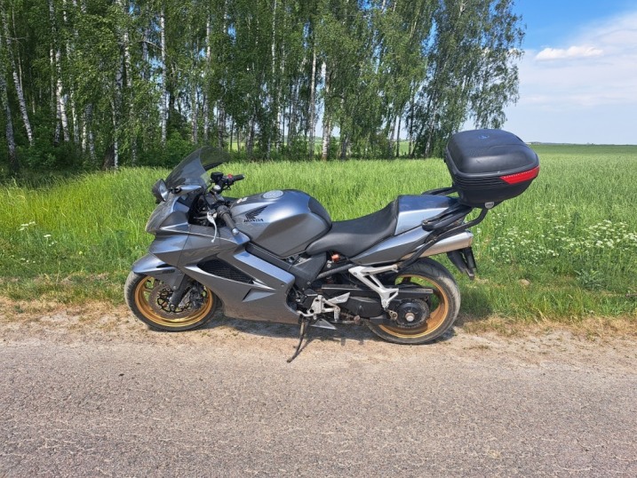 Honda VFR 800/2011R