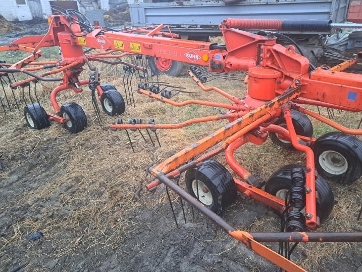 zgrabiarka kuhn 6002/2004 i kuhn 7822duża okazja