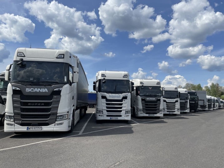 Kierowca C+E, trasy PL-NL-PL, PL-DK-PL, poniedziałek-piątek
