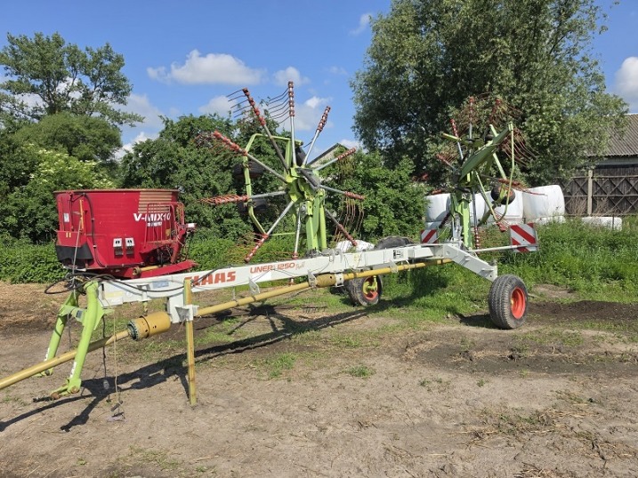 zgrabiarka claas liner 1250 profil