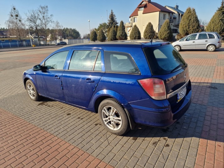 Opel Astra H kombi 1.7 CDTI