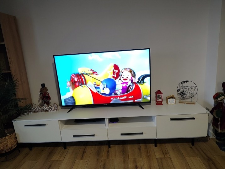 Meblościanka- szafka RTV+szafki wiszące 380zł kpl.