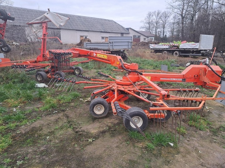 zgrabiarka kuhn 7822