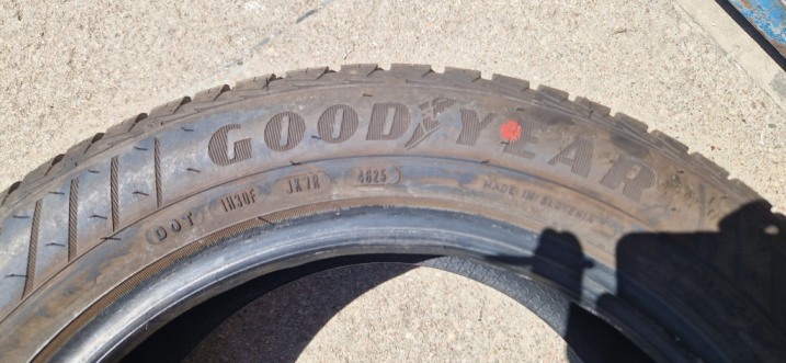 Jak nowe 2szt. całoroczne Goodyear Vector 4Seasons 205/55R16 94H
