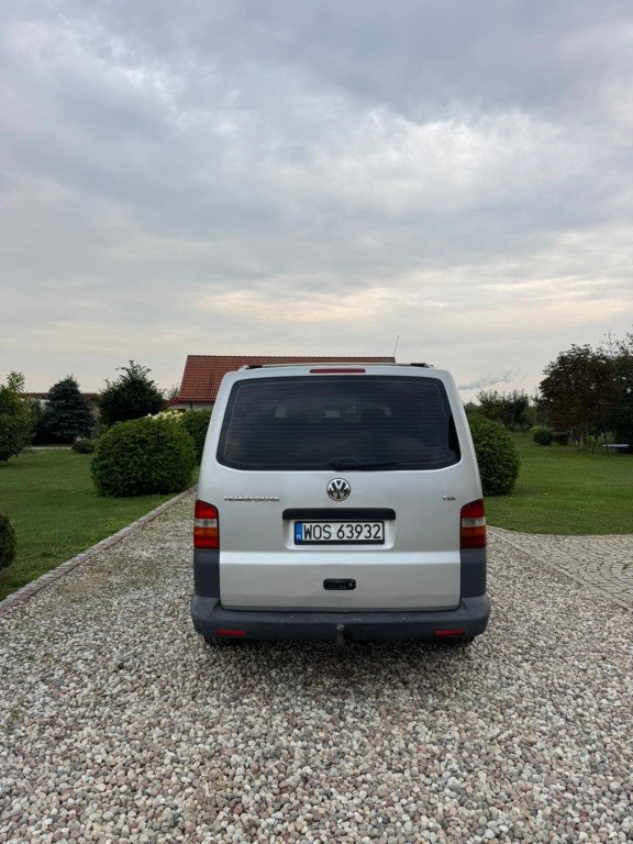 Volkswagen Transporter T5 2.5 TDI