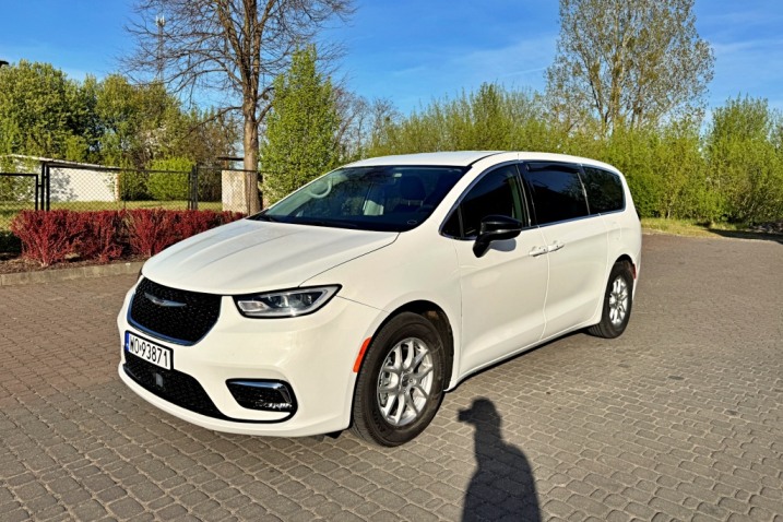 Chrysler Pacifica 3.6 V6 291 KM | 2024 rok | 11 800 km