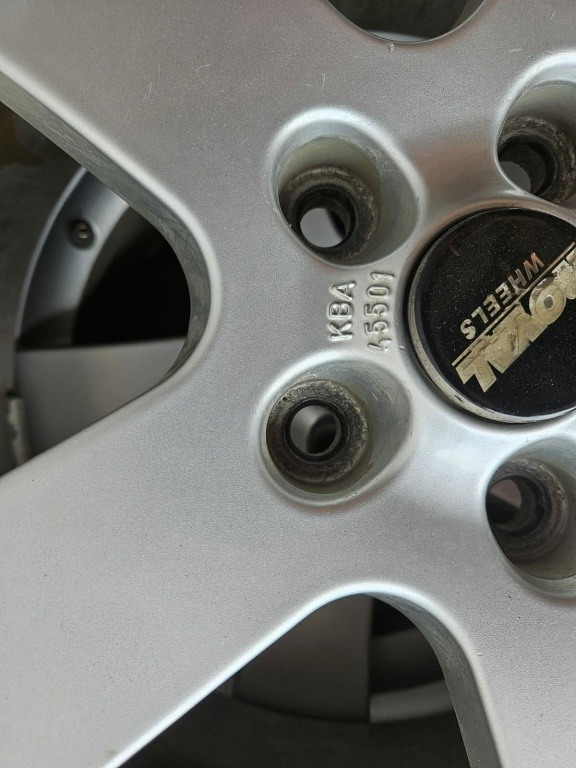 Felgi aluminiowe 17 Royal