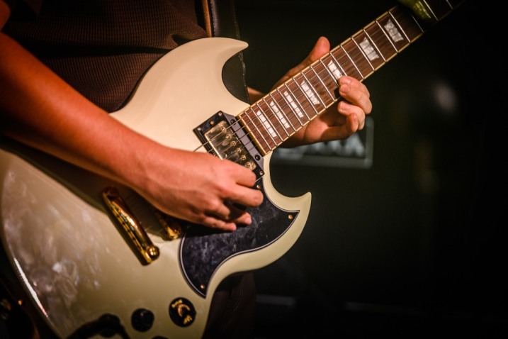 Lekcje gry na gitarze w stylu rock/metal