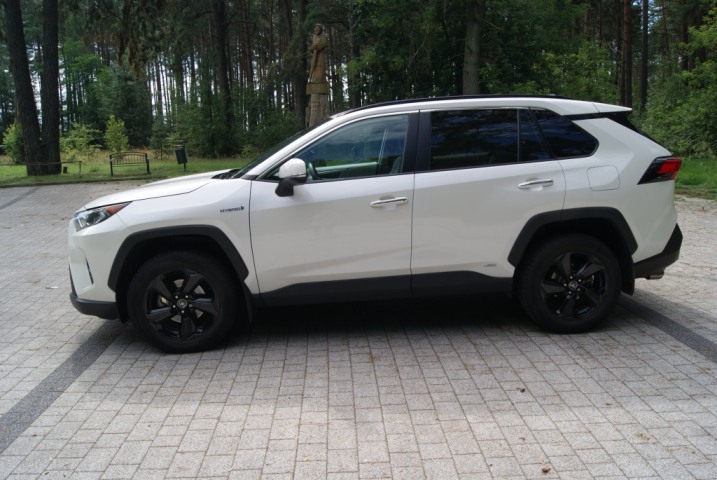 2019 Toyota Rav4 V Hybrid AWD 2.5 222KM kamery 360 full opcja LIMITED