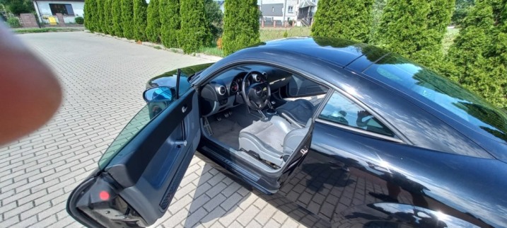 AUDI TT 1.8T Super Stan