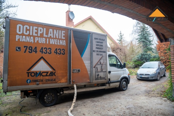 Nie musisz rozbierać płyt GK - popraw ocieplenie poddasza