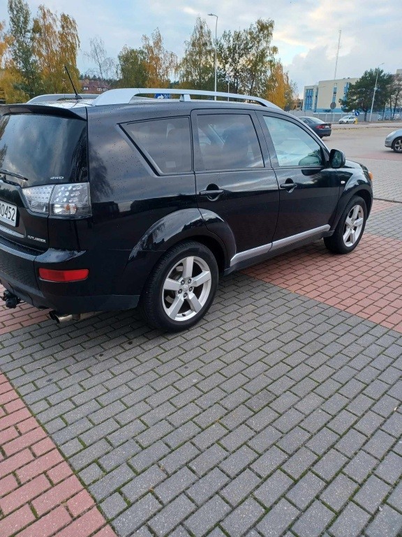 Mitsubishi Outlander 2.0 Di-d 2007r.