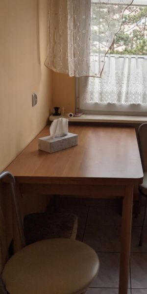 sprzedam stół kuchenny