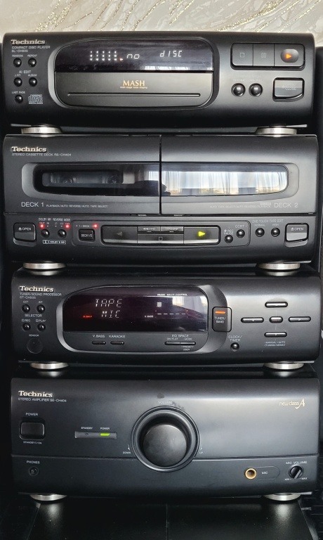 Sprzedam WIEŻĘ TECHNICS